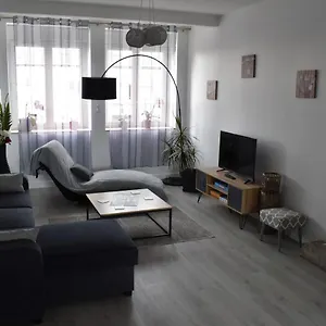 Hébergement de vacances De La Roche - Grande Maison Bretonne, Lannilis